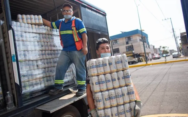 Morena propone impuestos a bebidas alcohólicas